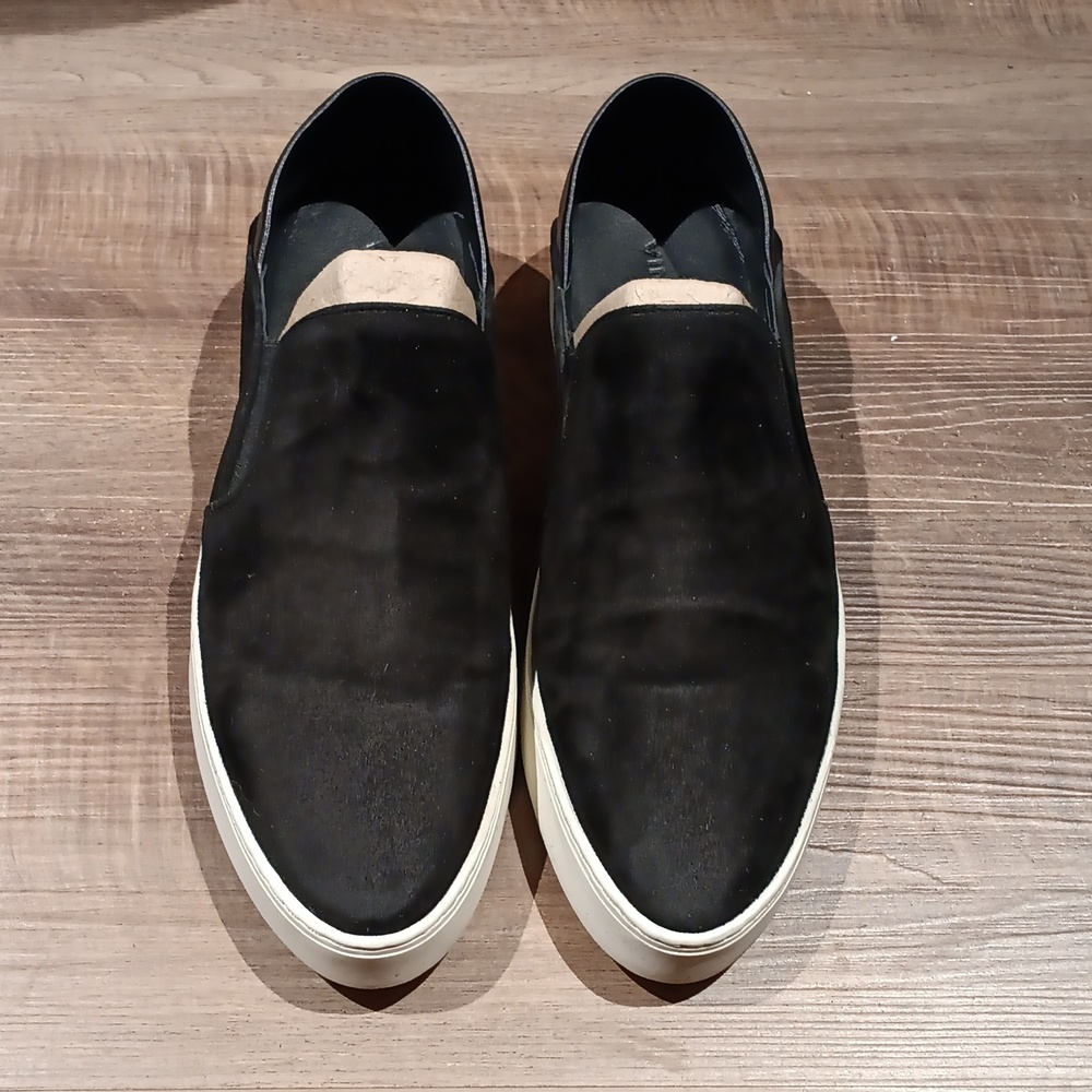 VINCE GARVEY COASTAL SUEDE SNEAKERS